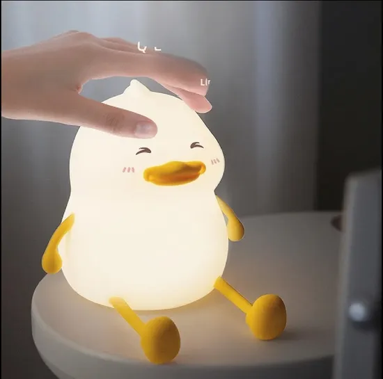 Soft Silicone USB Baby Night Lamp for Cozy Spaces 
