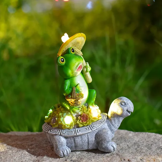 Frog Garden Decor Solar Lights Statue 